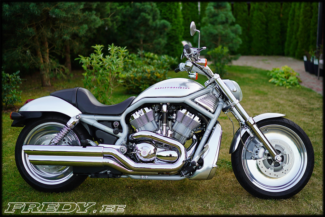 ’02 Harley-Davidson VRSCA V-Rod 804302