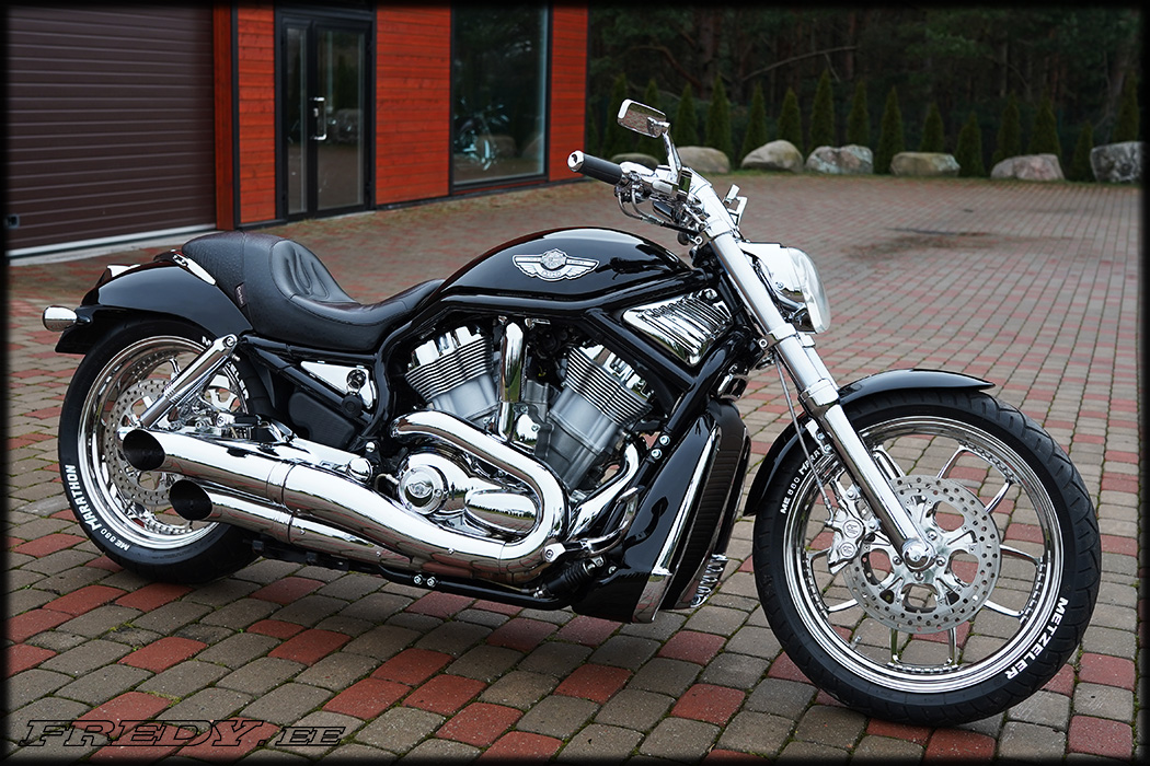 ’03 Harley-Davidson VRSCA V-Rod 13